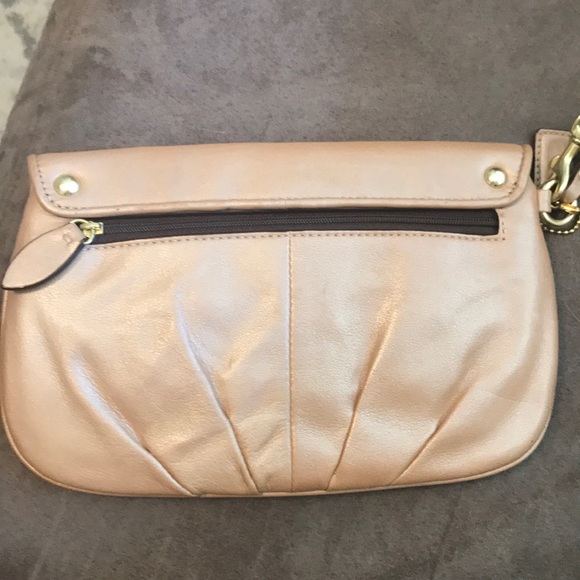 Coach wristlet - Picture 3 of 3